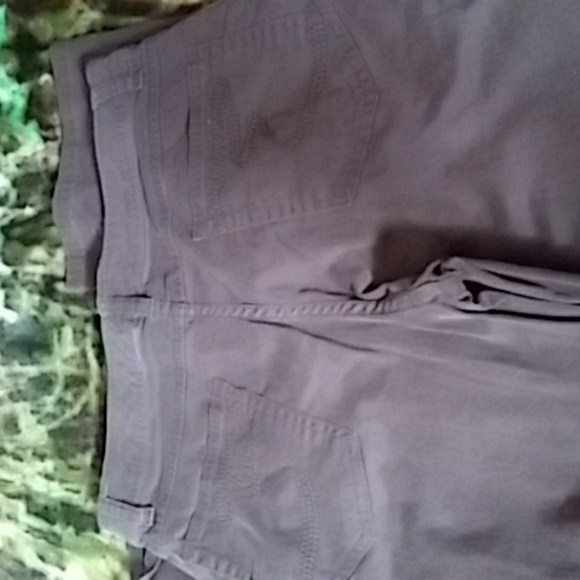 Ladies pants - Picture 2 of 2